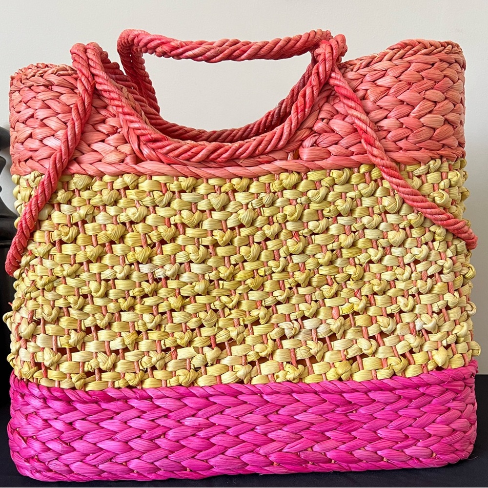 Vintage Old Navy Multi colored Orange ,Yellow and Pink beach bag.